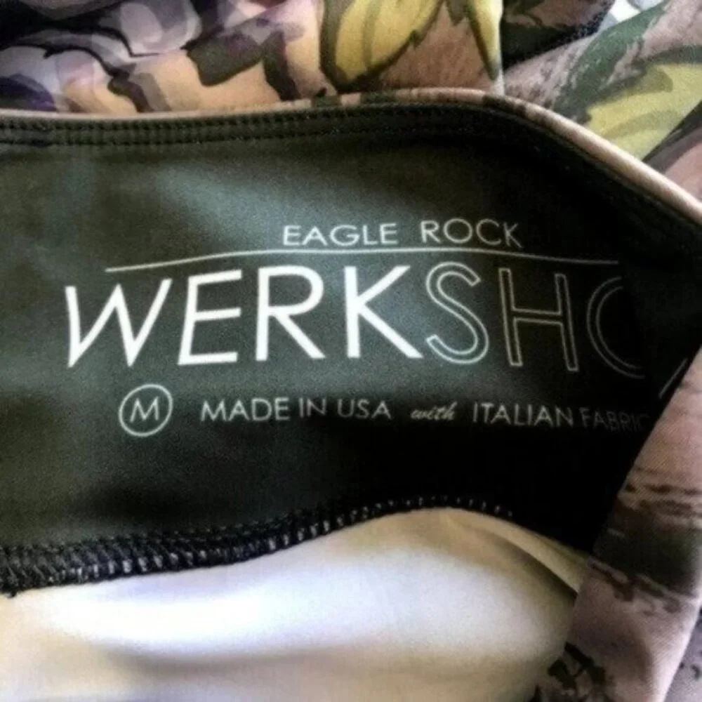Eagle Rock Werkshop Size M Compression Dark Sugar Skull Face Triathlon - Picture 7 of 8